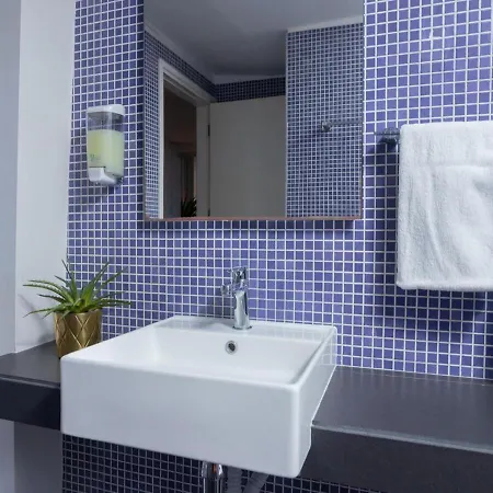 1-80 Collection Penthouse By Trulycyprus Apartament