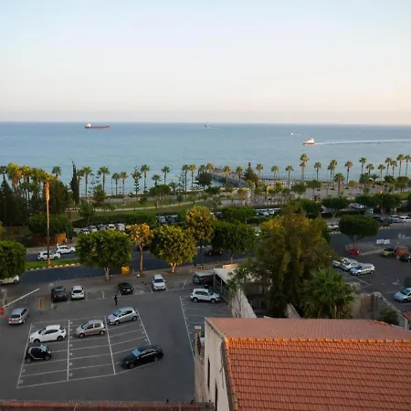 1-80 Collection Penthouse By Trulycyprus Limassol